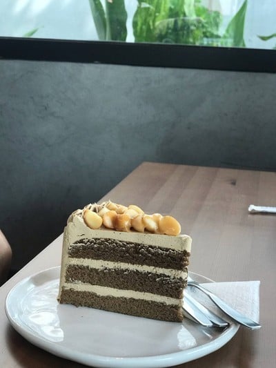 แมคคาเดเมียคอฟฟี่เค้ก