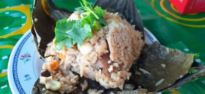 ข้าวห่อใบบัว