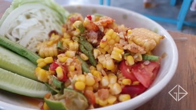 ตำข้าวโพด : น้ำไม่โฮกฮาก เครื่องถึง จัดจ้าน กุ้งดี ดีเลยจ๊ะ