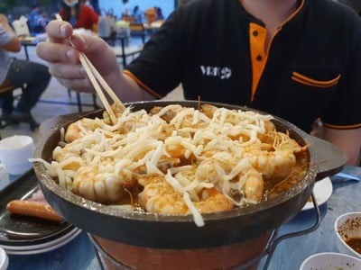 จี่เนยบุฟเฟ่ต์