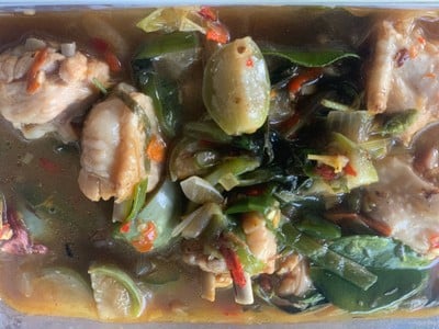 แกงอ่อมไก่ใส่มะเขือเปราะ🐣🐣 