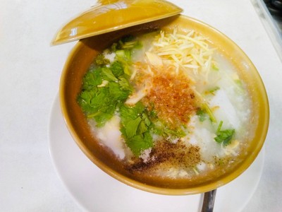 อาหาร หรือ เครื่องดื่ม