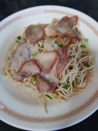 บะหมี่หมูแดง