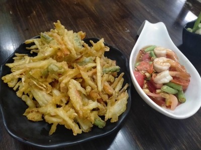 ตำทอดกุ้งลวก