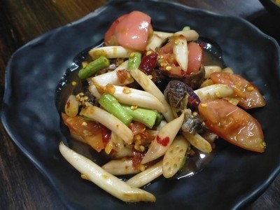 ตำไหลบัวปูปลาร้า