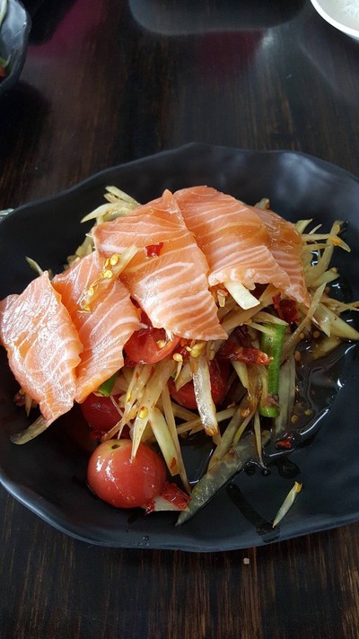 ตำแซลม่อน