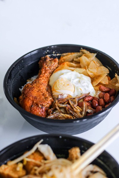 Nasi Lemak with Fried Chicken ($11AUD ~230baht)