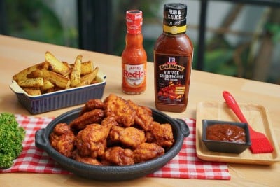 ไก่ทอดซอสบาร์บีคิว