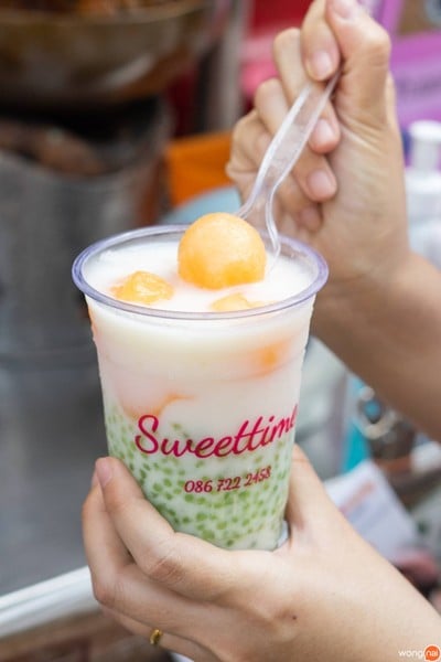 Sweettime ขนมหวานเยาวราชเจ้าเก่า สาขาวงเวียน 22