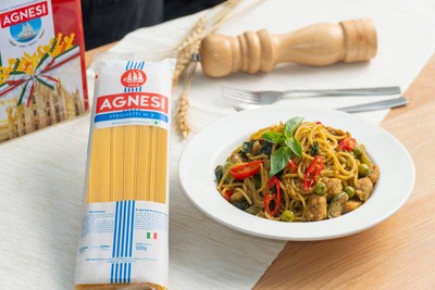 สปาเกตตีแกงเขียวหวานไก่