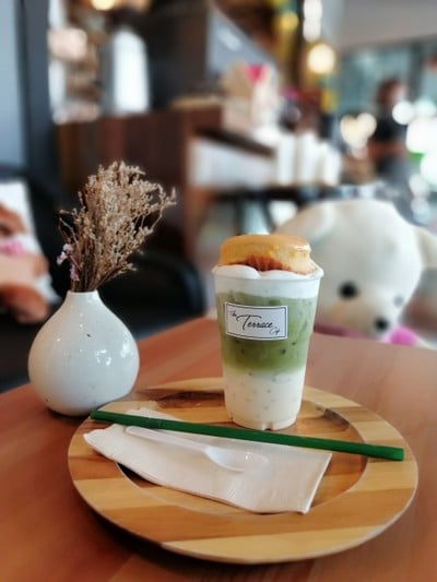 อาหาร หรือ เครื่องดื่ม