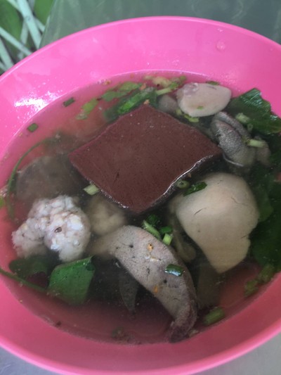 เกาเหลาเลือดหมู
