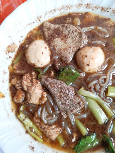 เส้นเล็กน้ำตกหมู
