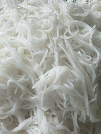 ขนมจีนดอกคูณเส้นเหนียวนุ่ม