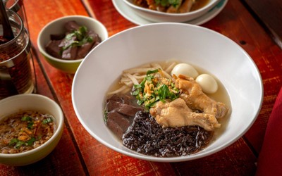 กวยจั๊บพลสุวรรณ สาขา 7