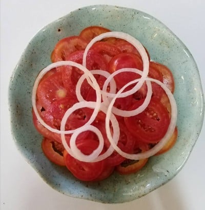 TOMATO SALAD