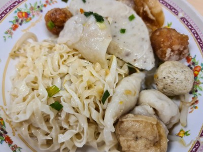 บะหมี่แห้ง