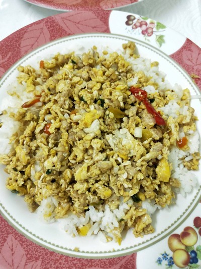 ข้าวไข่ขยี้