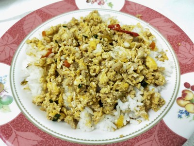 ข้าวไข่ขยี้