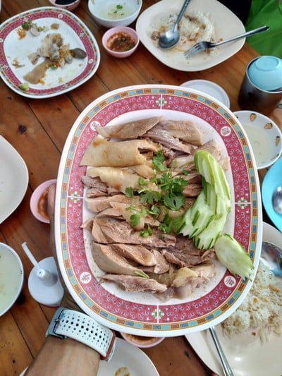 จานใหญ่