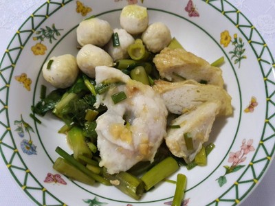 เกาเหลาเย็นตาโฟ