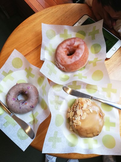 DOUGHNUT