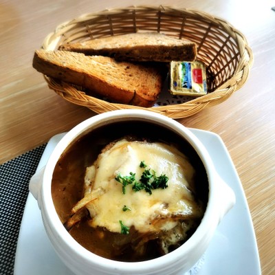 FRENCH ONION SOUP