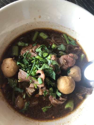 เส้นเล็กเนื้อพิเศษ