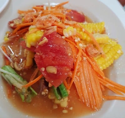เมนูของร้าน ส้มตำเจ๊แดงสามย่าน ต้นตำหรับ
