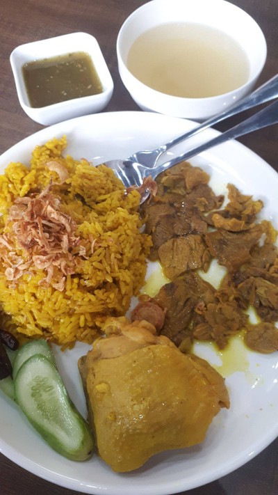 ข้าวหมกไก่ผสมเนื้อ