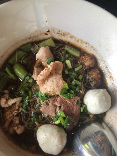 เกาเหลาหมูน้ำตก