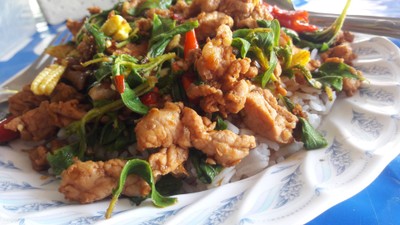 ผัดกระเพราหมู