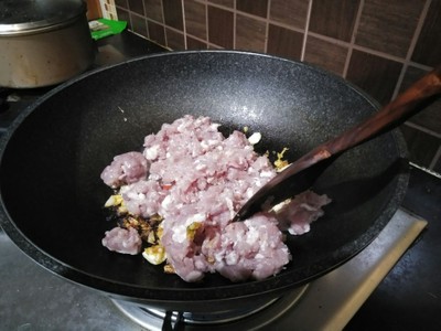 วิธีทำ กระเพราหมูสับ วิธีทำ กระเพราหมูสับ