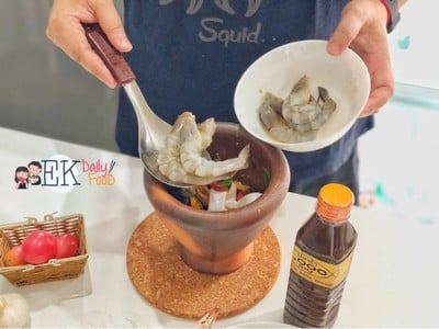 วิธีทำ เกาเหลาทะเล ปลาร้าเดือด!!! 🦐🦑🦀🔥🌶🍋 วิธีทำ เกาเหลาทะเล ปลาร้าเดือด!!! 🦐🦑🦀🔥🌶🍋