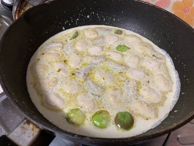 วิธีทำ แกงเขียวหวานลูกชิ้นหมู