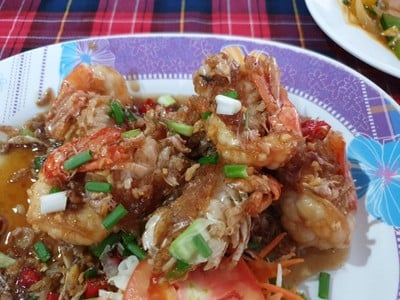 เมนูของร้าน กุ้งอบภูเขาไฟ