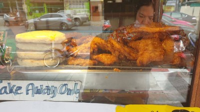 หมูทอด