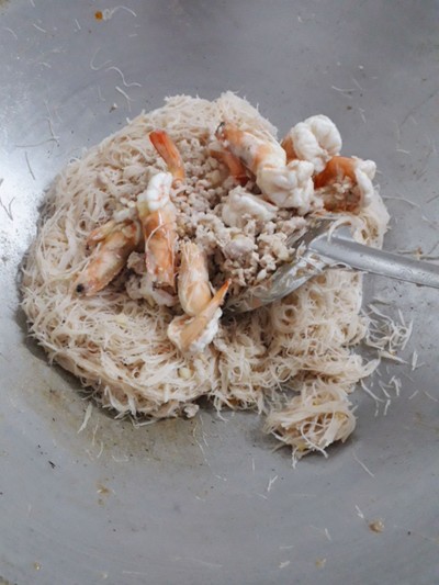 วิธีทำ หมี่ผัดกะปิ วิธีทำ หมี่ผัดกะปิ