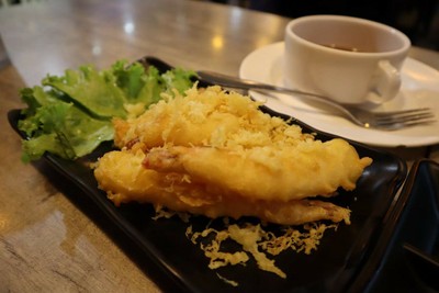 อาหาร หรือ เครื่องดื่ม