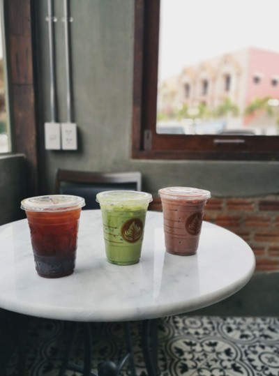 อาหาร หรือ เครื่องดื่ม