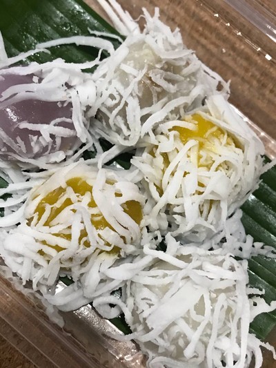 ขนมต้มมะพร้าวอ่อน