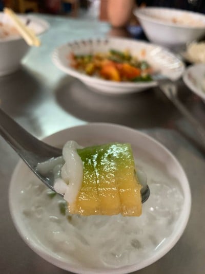 ขนมจีน ต่อมแก้ว