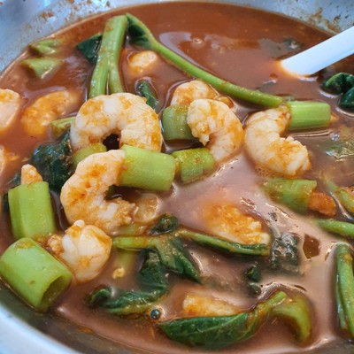 แกงส้มผักบุ้งยัดไส้