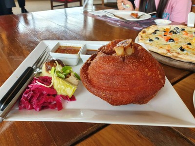 ขาหมูเยอรมัน