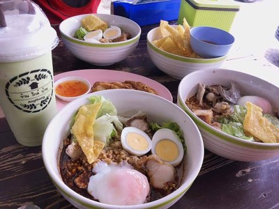 ก๋วยเตี๋ยวต้มยำ 3 กษัตริย์