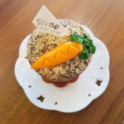 CARROT CAKE