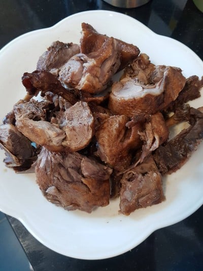 เป็ดตัวกลาง