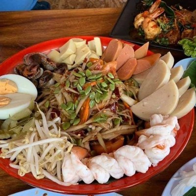ส้มตำยำยั่วยั่ว by pia Kathu ส้มตำยำยั่วยั่ว by pia Kathu
