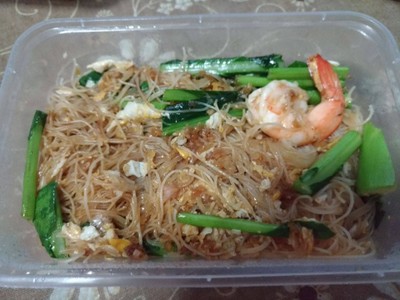 เส้นหมี่ผัดซีอิ๊วกุ้ง