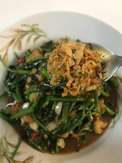 วิธีทำ ผัดผักบุ้งน้ำพริกแคบหมู วิธีทำ ผัดผักบุ้งน้ำพริกแคบหมู